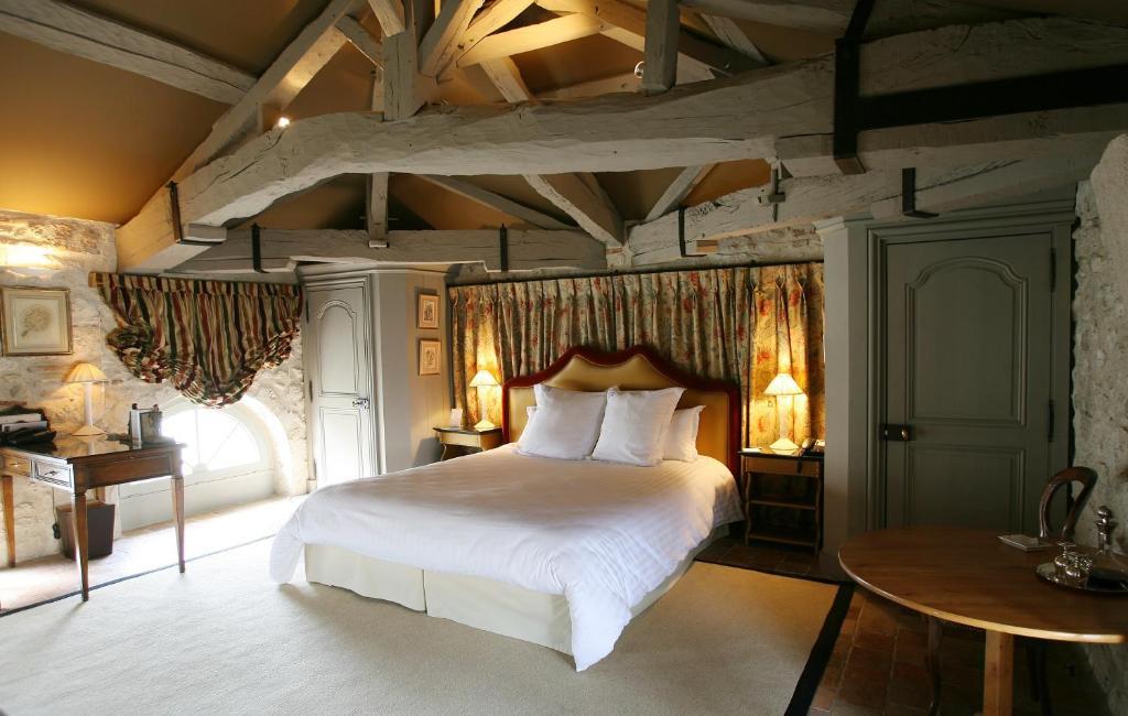 Relais Et Chateaux Michel Trama Puymirol Ruang foto